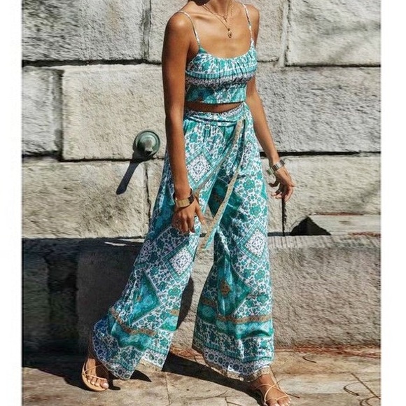 Bohemian two piece set - Picture 15 of 16